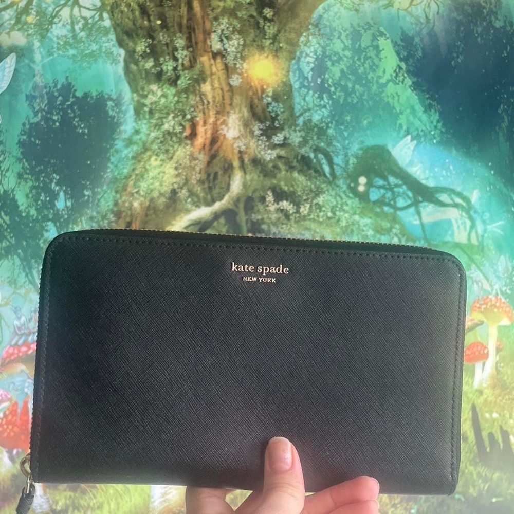 Black Kate Spade Wallet Purse